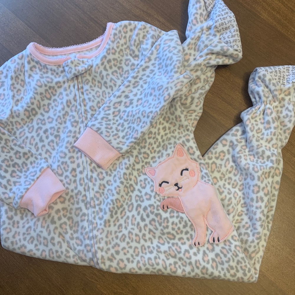 **5 for $20** Carters Footed sleeper 2t